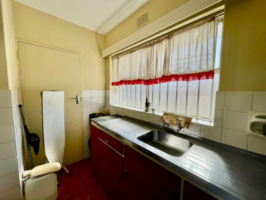1 Bedroom Property for Sale in Oostersee Western Cape
